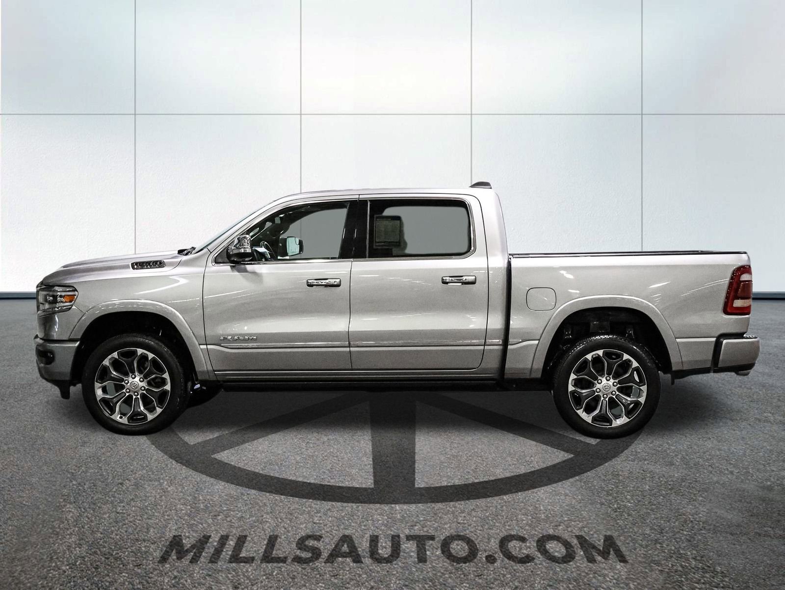 Used 2020 RAM 1500 Limited image 3