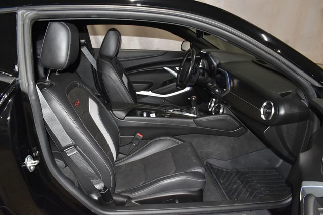 Used 2020 Chevrolet Camaro SS image 26