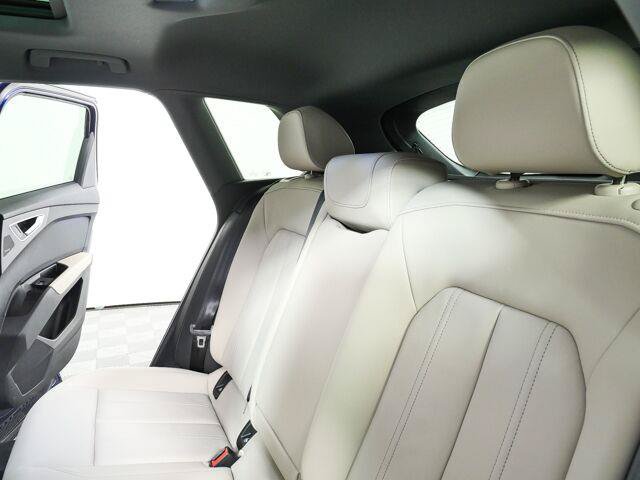 Used 2023 Audi Q4 e-tron Premium Plus w/ Premium Plus AWD/4WD image 23
