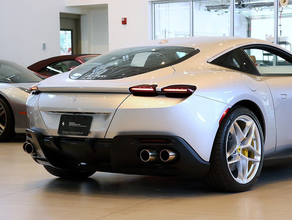 Certified 2021 Ferrari Roma image 53