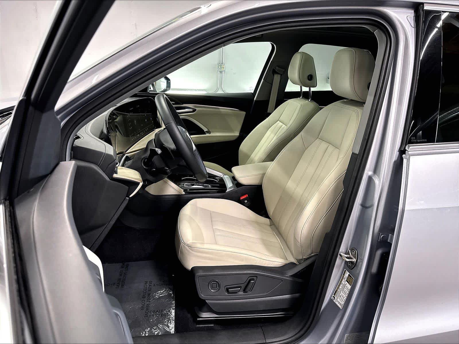 Used 2025 Audi Q5 Premium Plus AWD/4WD image 27