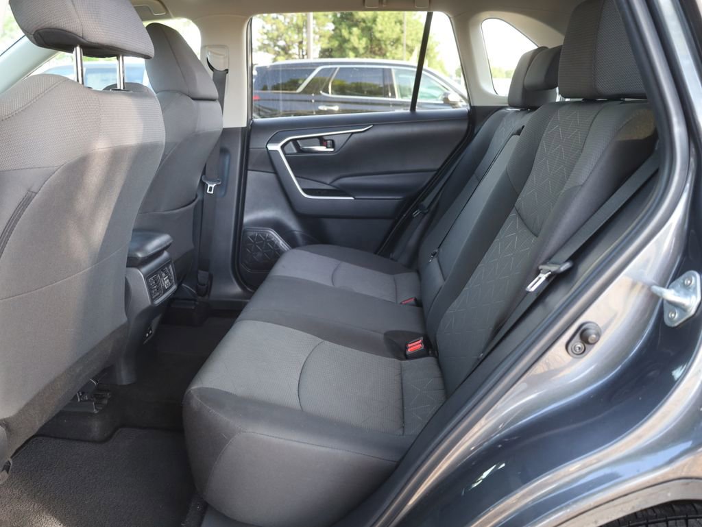 Used 2024 Toyota RAV4 XLE image 23