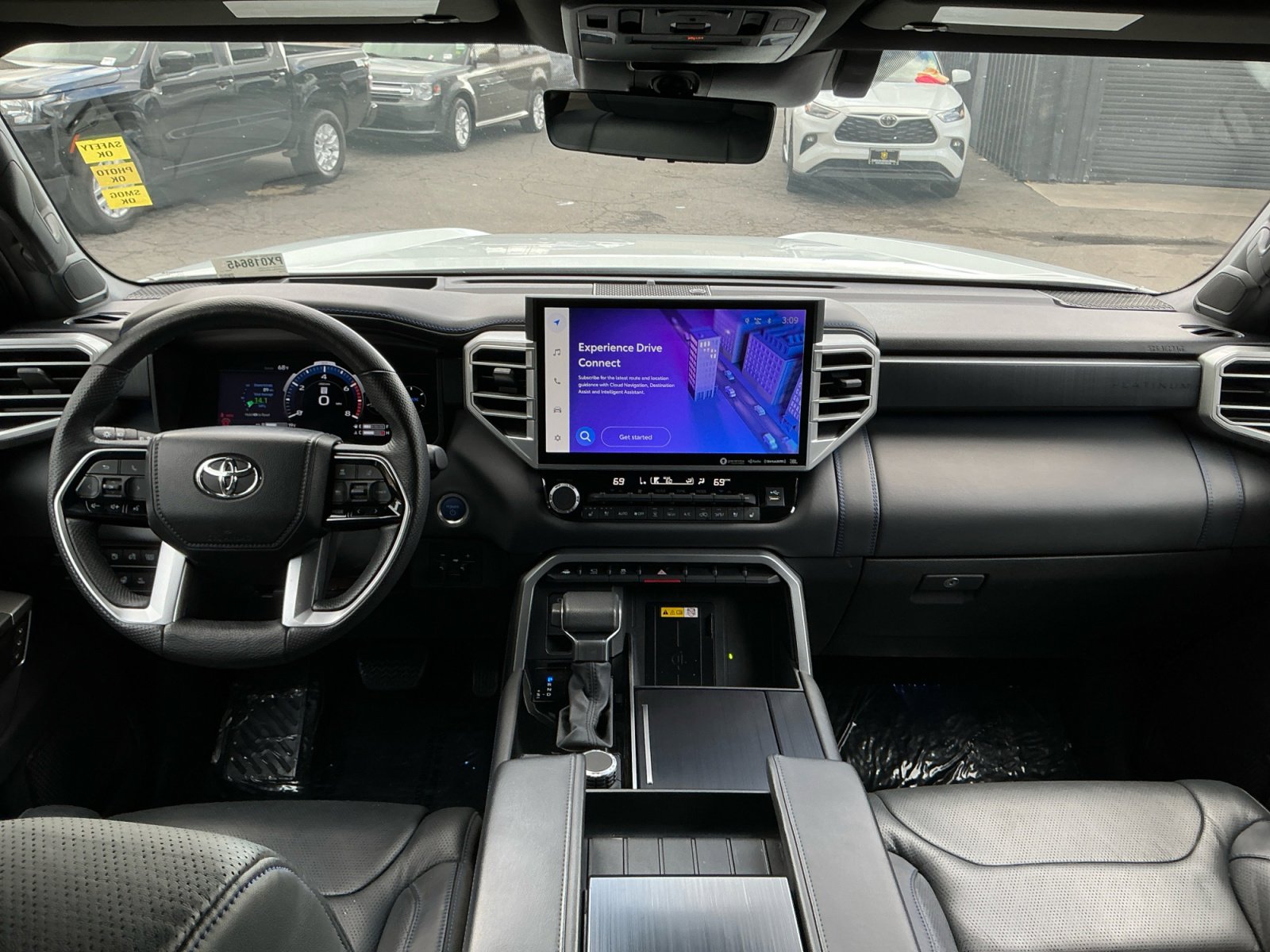 Used 2023 Toyota Sequoia Platinum image 18