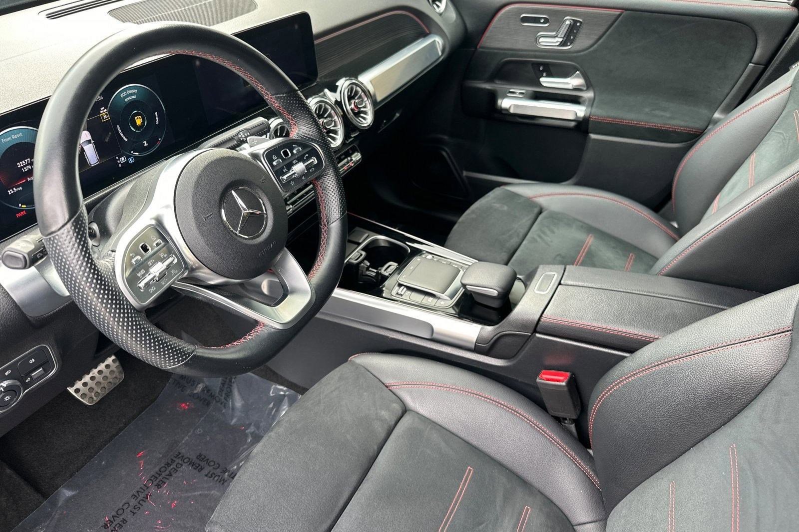 Certified 2023 Mercedes-Benz GLB 250 4MATIC image 4