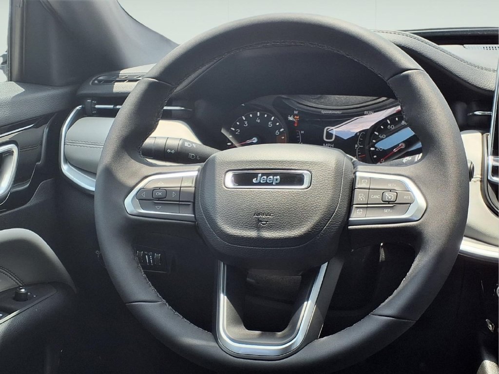 New 2026 Jeep Compass Limited AWD/4WD image 8