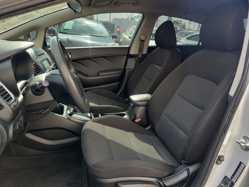 Used 2018 Kia Forte LX w/ LX Rear Camera Package image 16