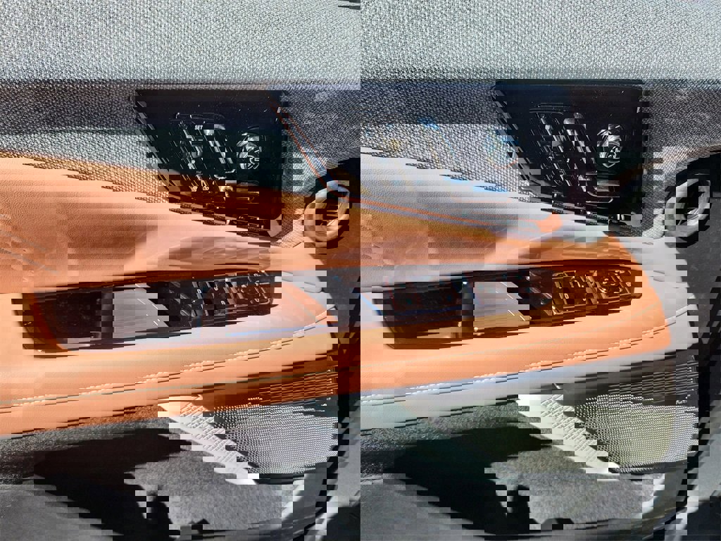 New 2025 Cadillac Optiq Sport 2 image 18