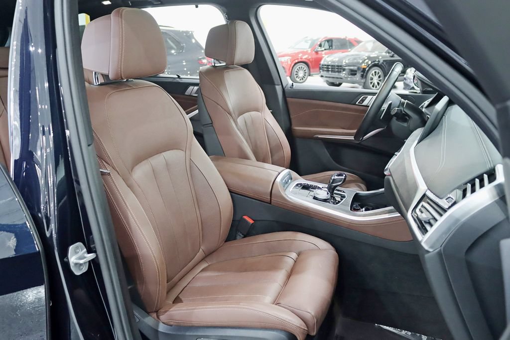 Used 2021 BMW X5 M50i w/ Executive Package AWD/4WD image 29