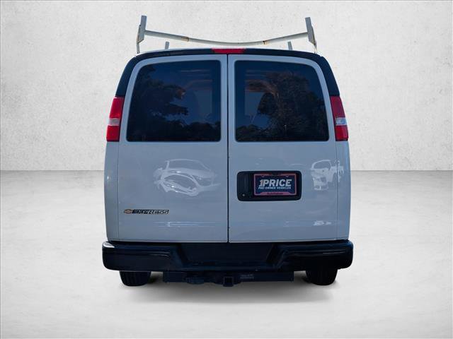 Used 2021 Chevrolet Express 2500 Extended w/ Driver Convenience Package image 7