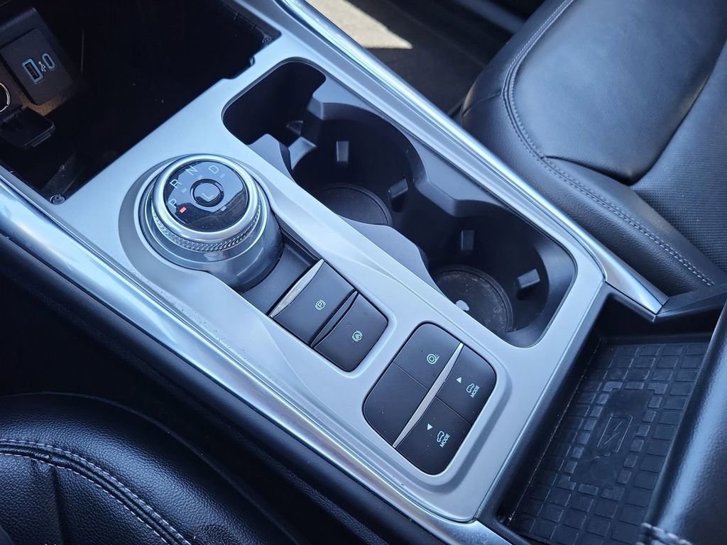 Used 2022 Ford Explorer Limited w/ Limited Technology Package image 22