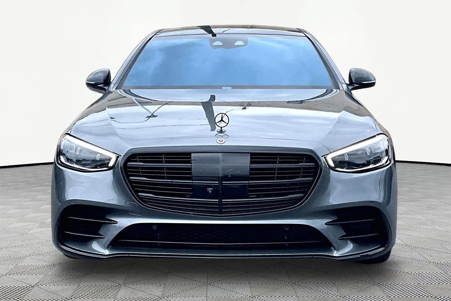 Used 2021 Mercedes-Benz S 580 4MATIC Sedan image 4