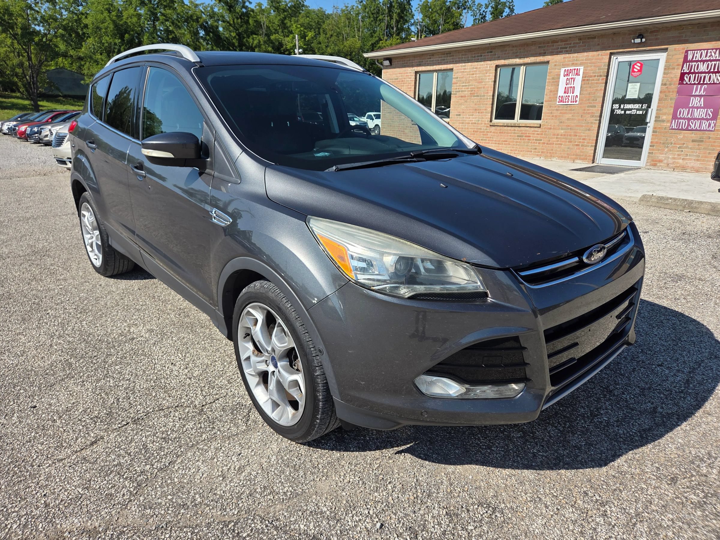 Used 2016 Ford Escape Titanium w/ Equipment Group 301A AWD/4WD image 3