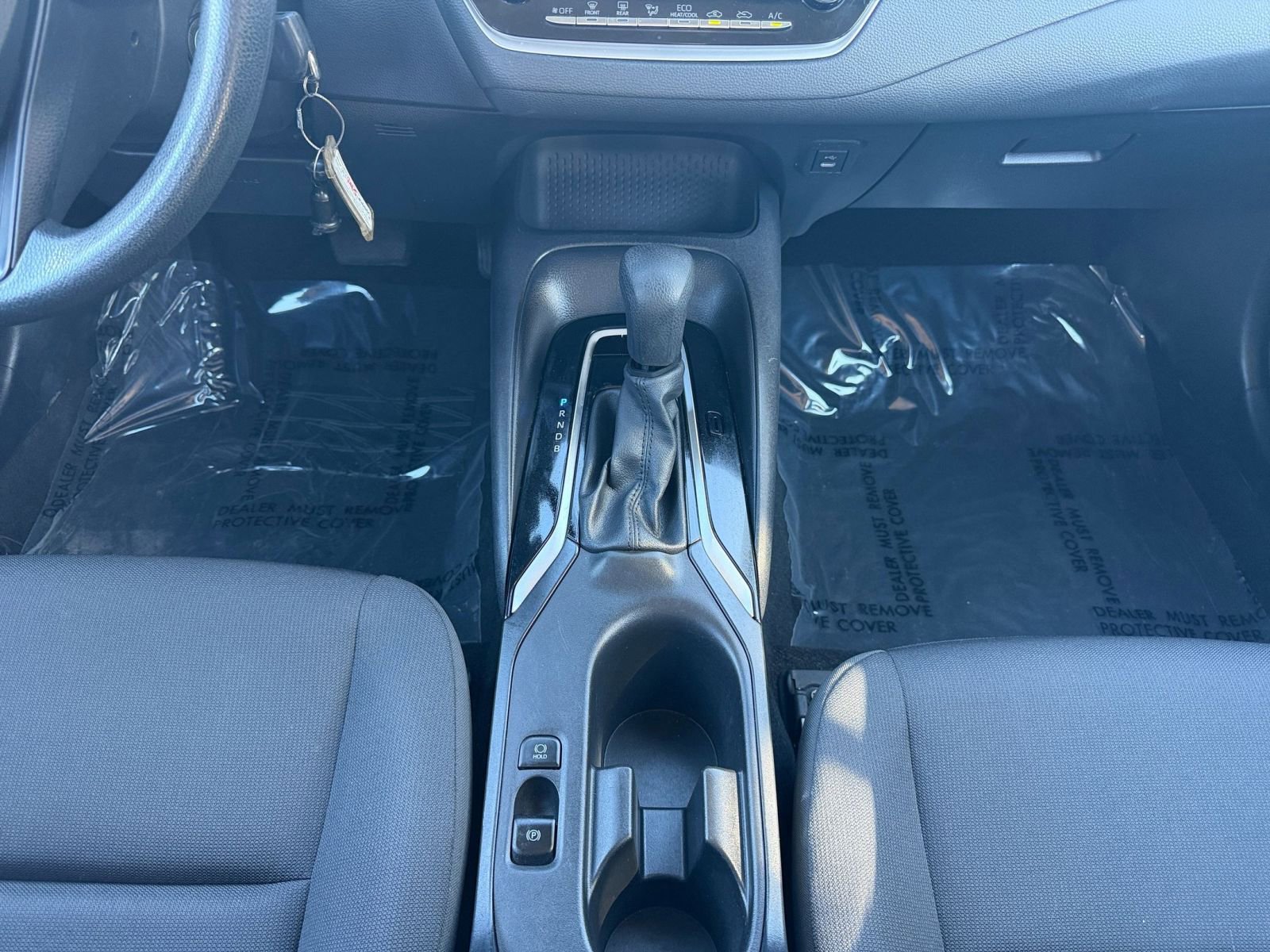 Used 2024 Toyota Corolla LE image 39