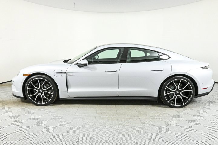 New 2025 Porsche Taycan image 2