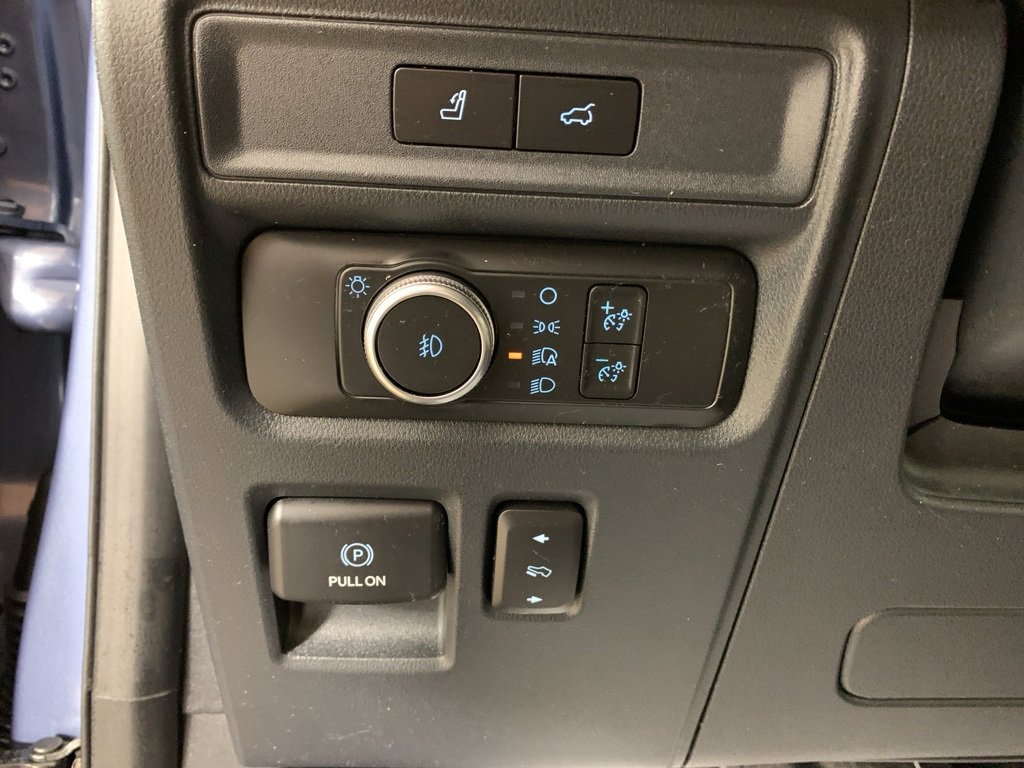 Used 2022 Ford Expedition Max Limited image 16