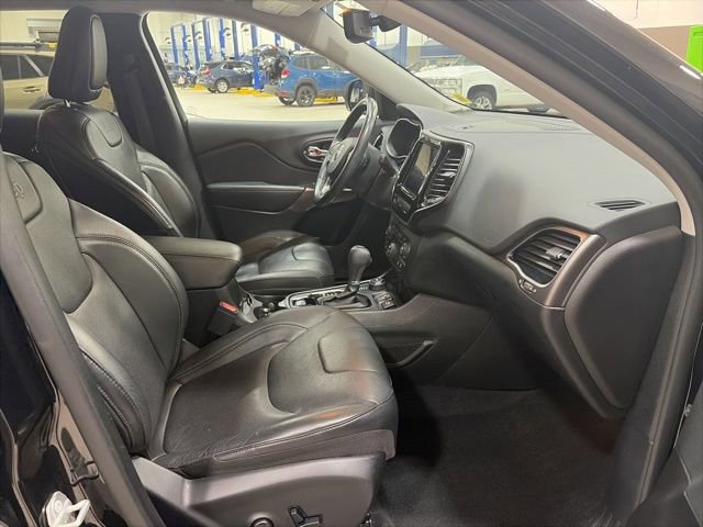 Used 2020 Jeep Cherokee Limited AWD/4WD image 11