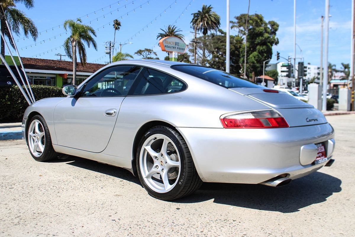 Used 2002 Porsche 911 GT3 RS image 3
