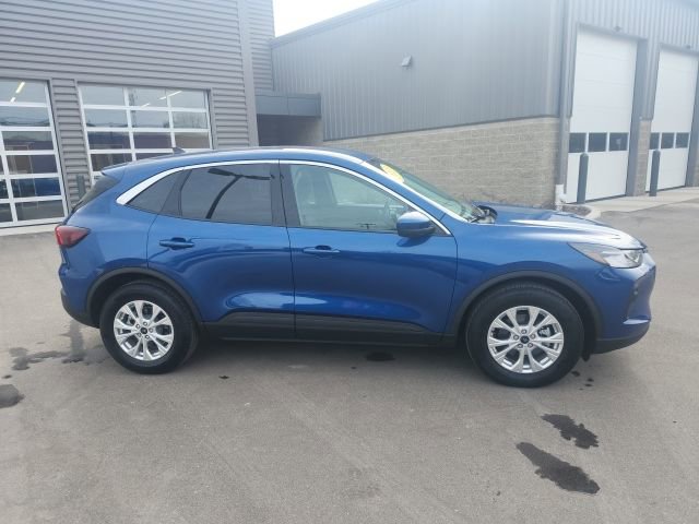 Used 2023 Ford Escape Active w/ Tech Pack #2 image 4
