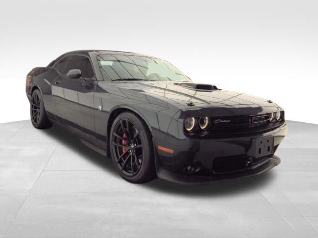 Used 2019 Dodge Challenger R/T Scat Pack w/ Shaker Package RWD image 5