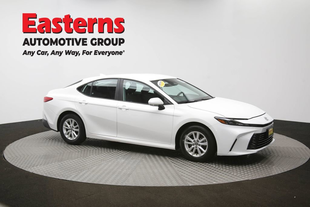 Used 2025 Toyota Camry LE image 48