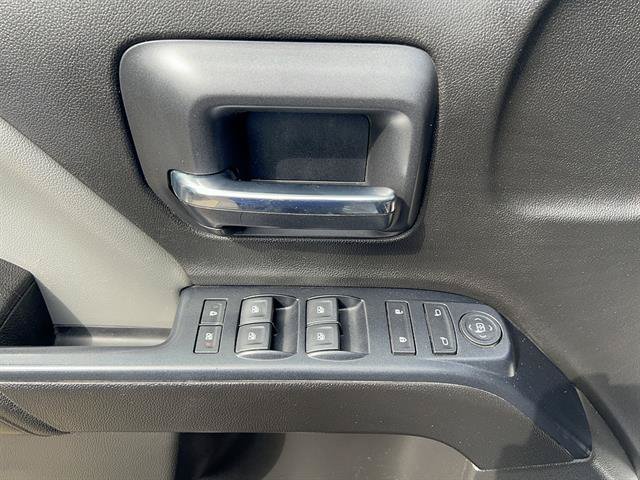 Used 2018 Chevrolet Silverado 1500 W/T AWD/4WD image 11