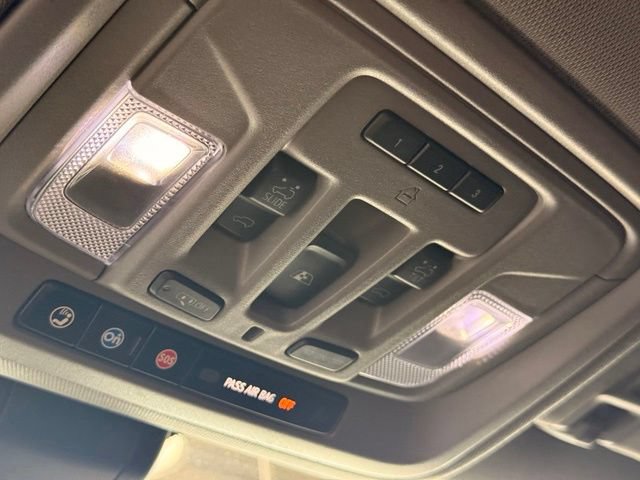 Used 2020 GMC Sierra 1500 Denali w/ Denali Ultimate Package AWD/4WD image 19