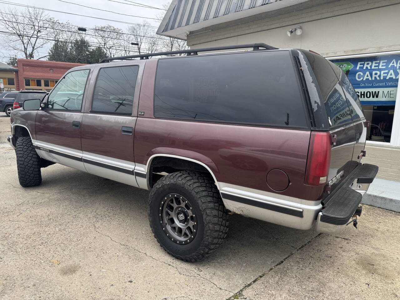Used 1996 GMC Suburban 4WD image 5