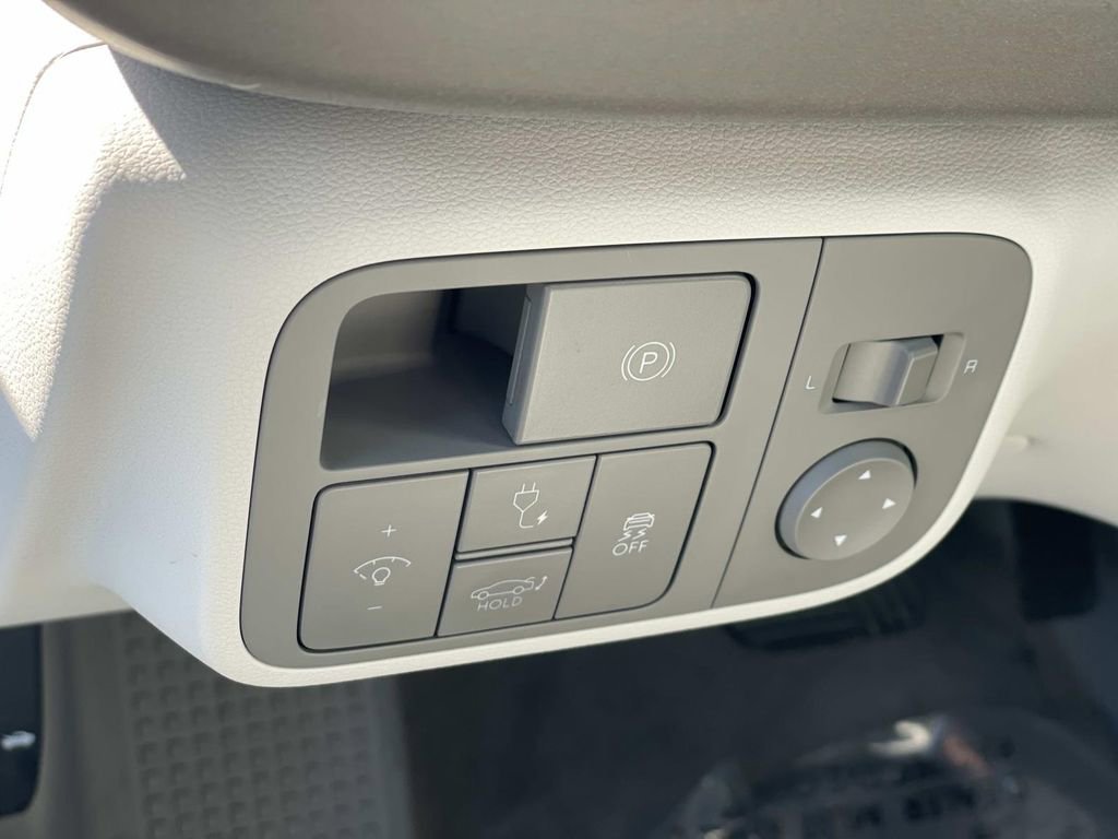 Certified 2025 Hyundai Ioniq 6 SEL image 19