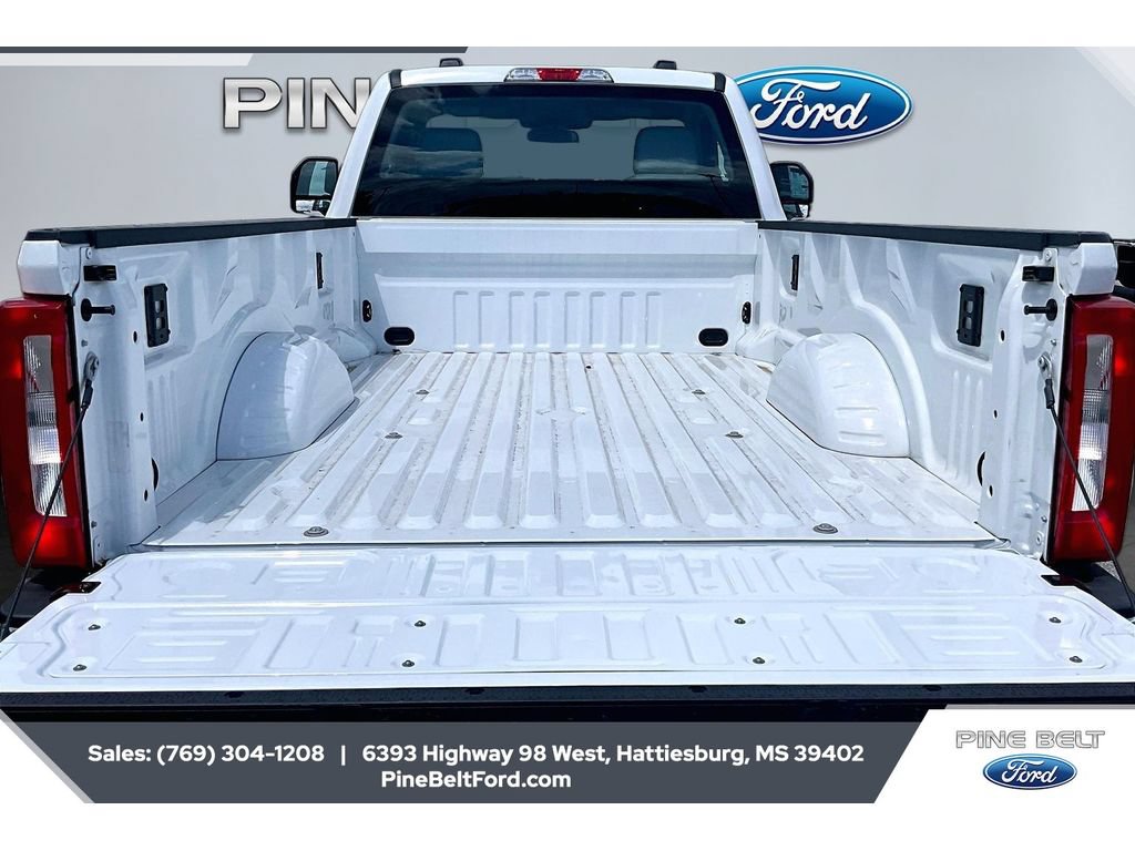 New 2025 Ford F250 XL w/ XL Chrome Package RWD image 12
