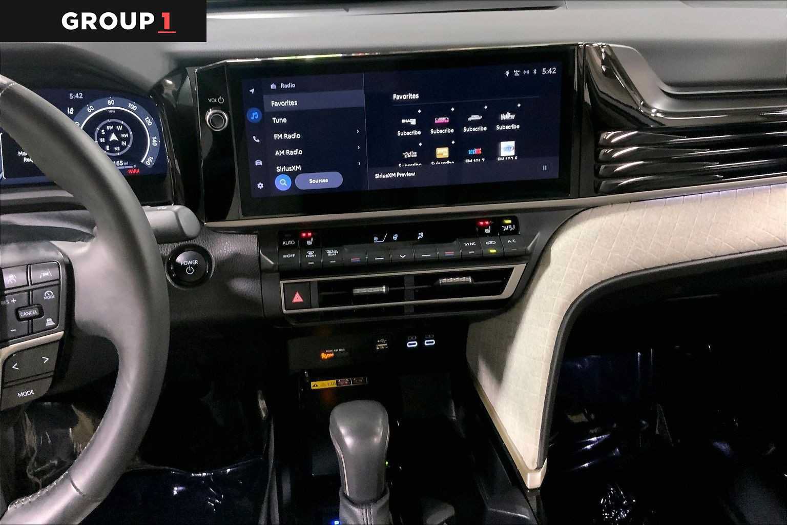 Certified 2025 Toyota Camry XLE AWD/4WD image 7