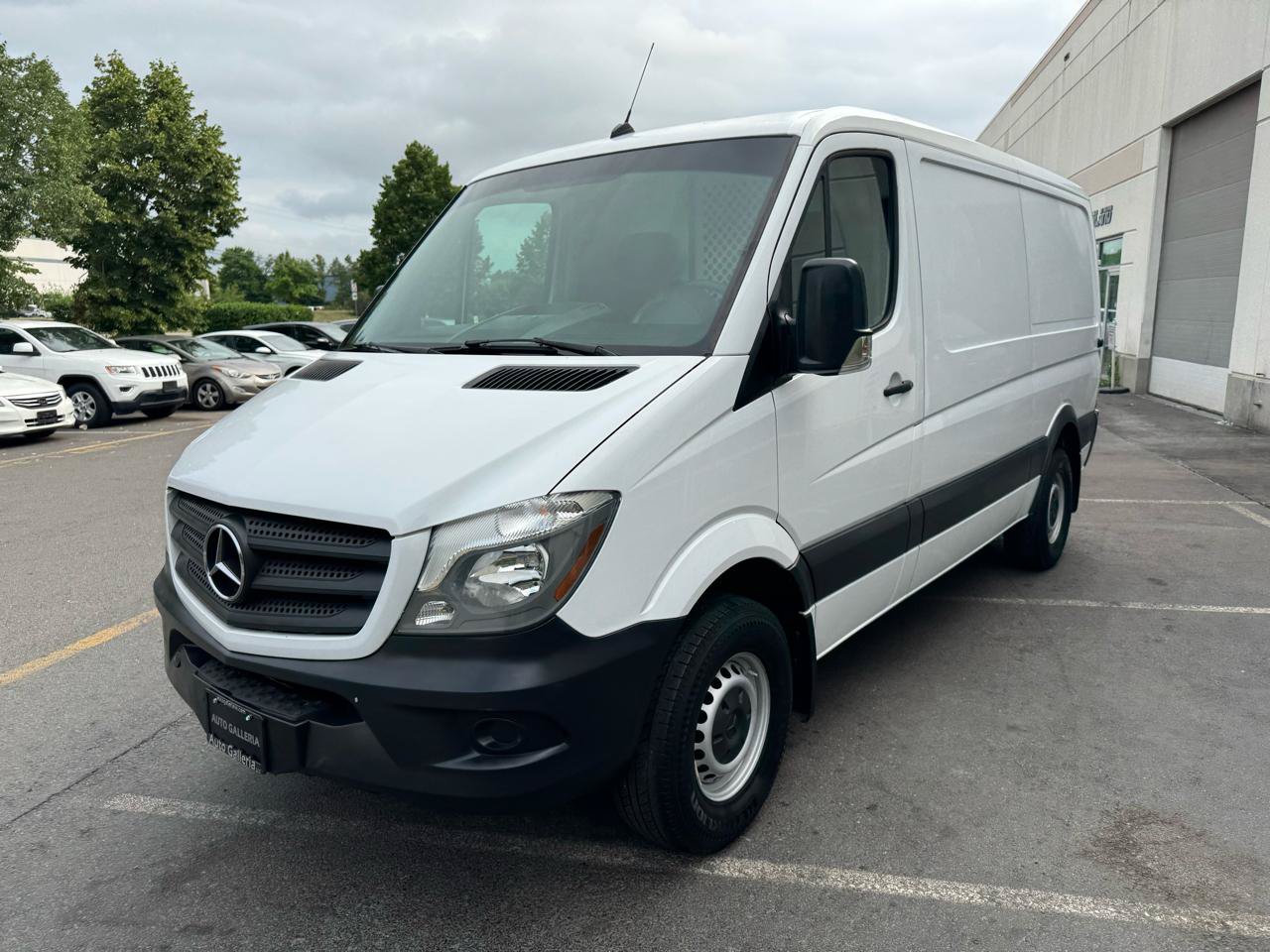 Used 2017 Mercedes-Benz Sprinter 2500 image 12