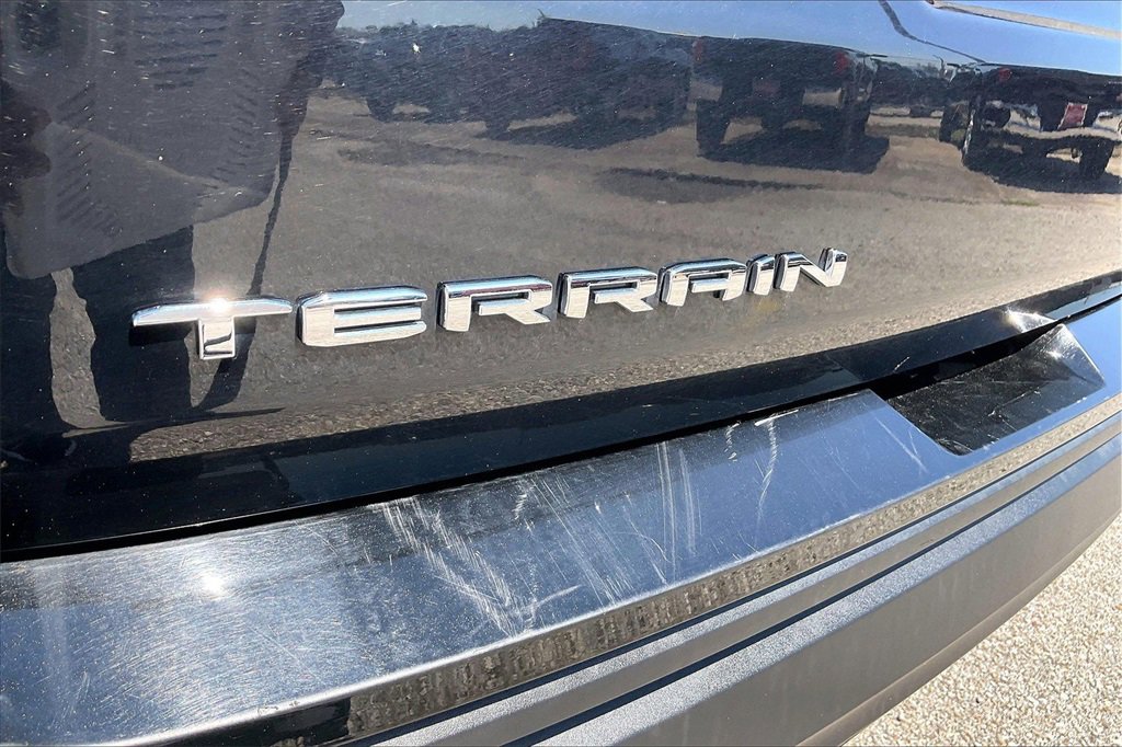 Certified 2024 GMC Terrain SLE image 21