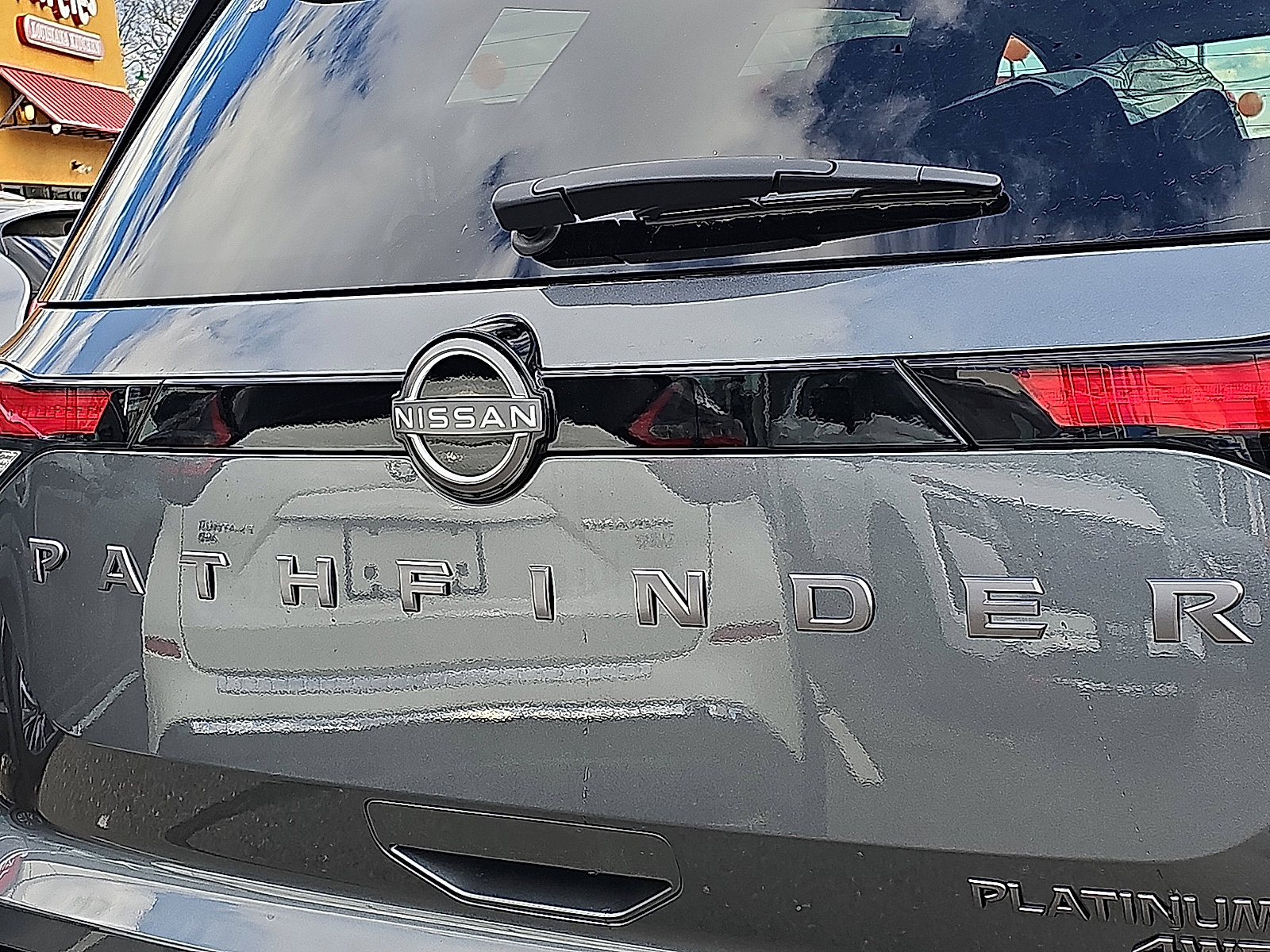 New 2026 Nissan Pathfinder Platinum w/ Cargo Package AWD/4WD image 6