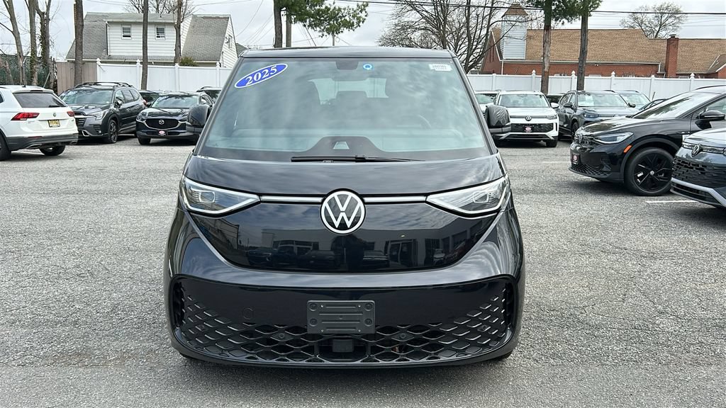 New 2025 Volkswagen ID. Buzz Pro S RWD image 2