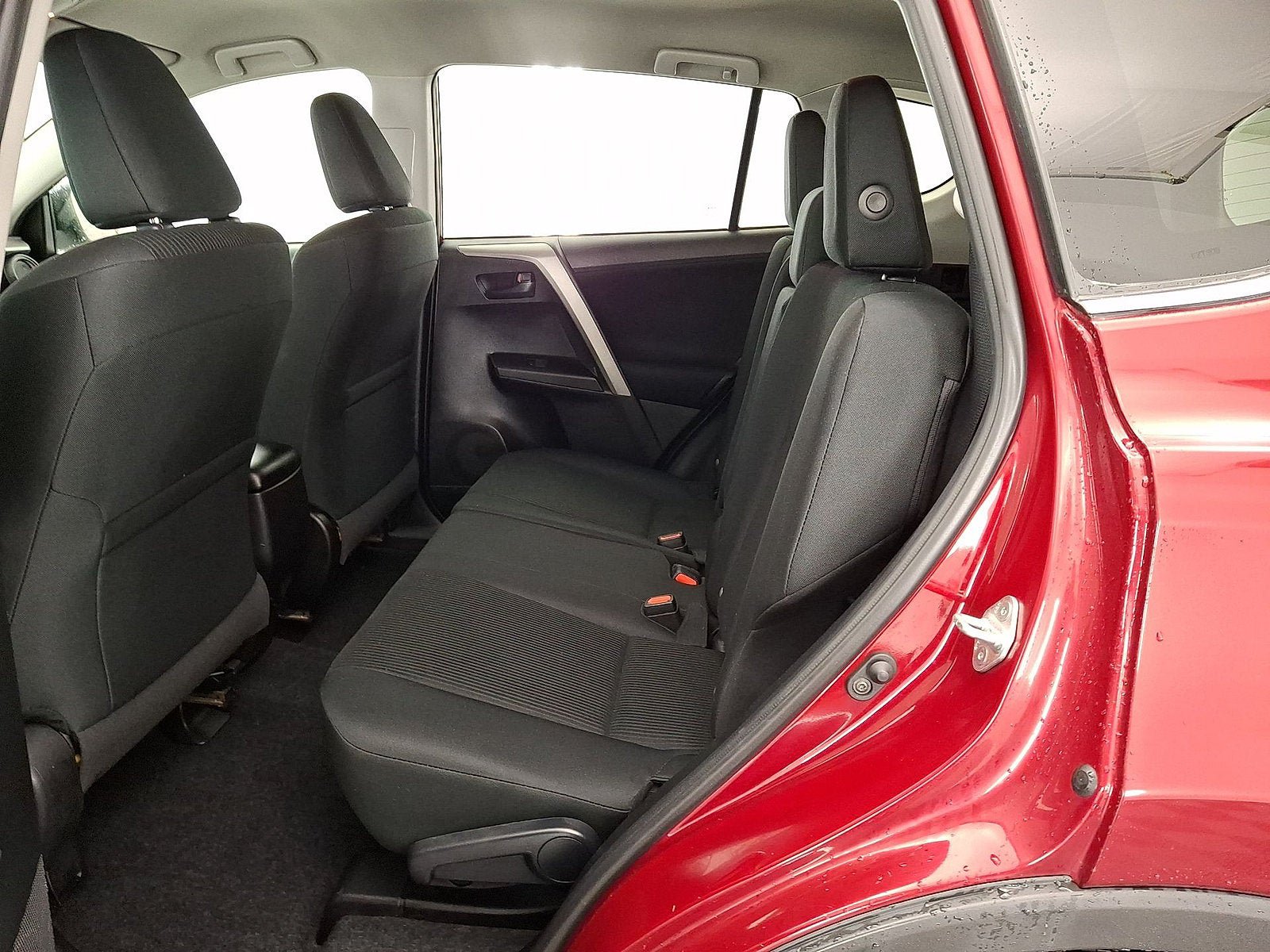 Certified 2018 Toyota RAV4 LE w/ All Weather Liner Package AWD/4WD image 11