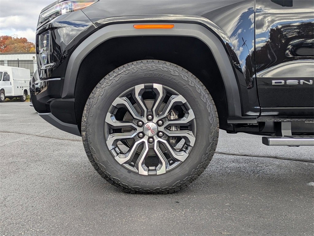 New 2026 GMC Canyon Denali image 8