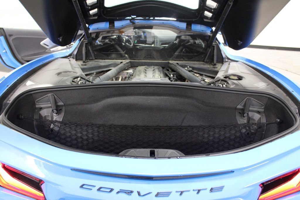 Used 2021 Chevrolet Corvette Stingray Preferred Cpe w/ Battery Protection Package image 36