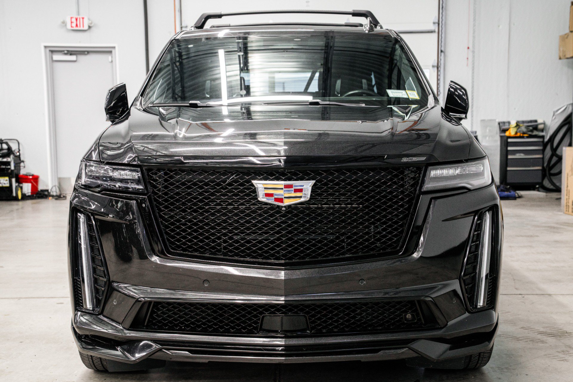 Used 2024 Cadillac Escalade ESV V w/ LPO, Floor Liner Package AWD/4WD image 4