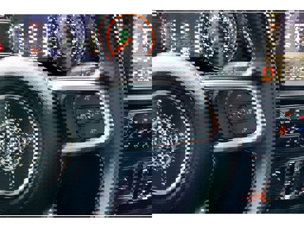 Used 2020 Jeep Gladiator Overland w/ Popular Equipment Package image 21