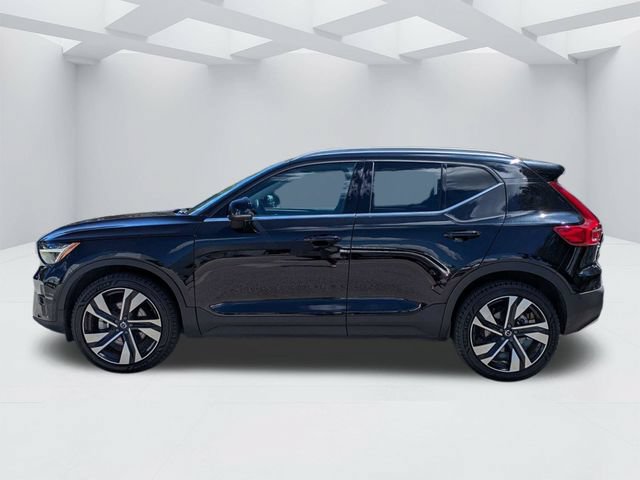 Certified 2023 Volvo XC40 B5 Plus w/ Protection Package Premier AWD/4WD image 9