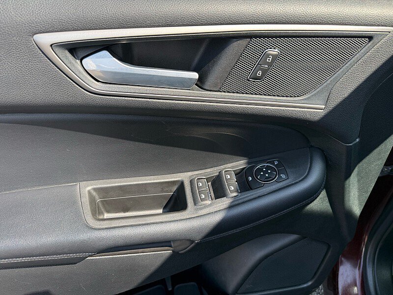 Used 2022 Ford Edge SEL AWD/4WD image 39