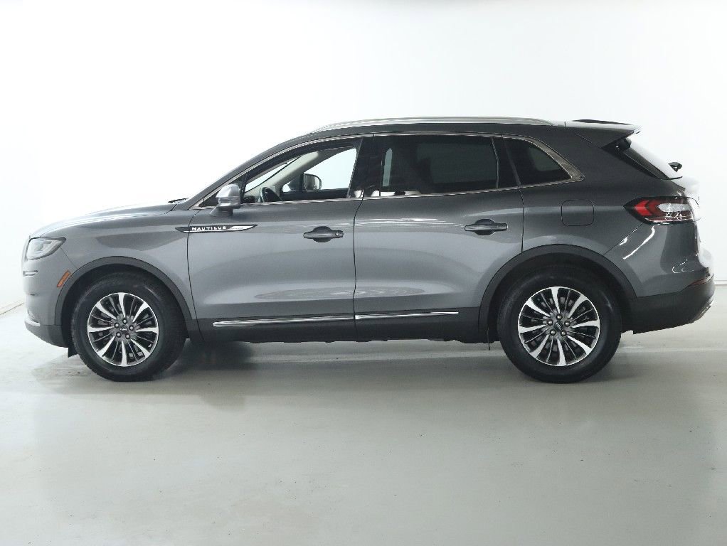 Certified 2023 Lincoln Nautilus AWD w/ Premium Package image 38