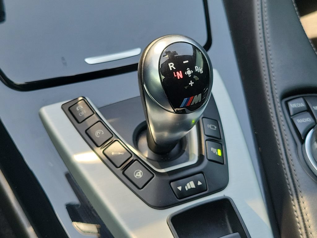 Used 2016 BMW M6 Gran Coupe RWD image 35