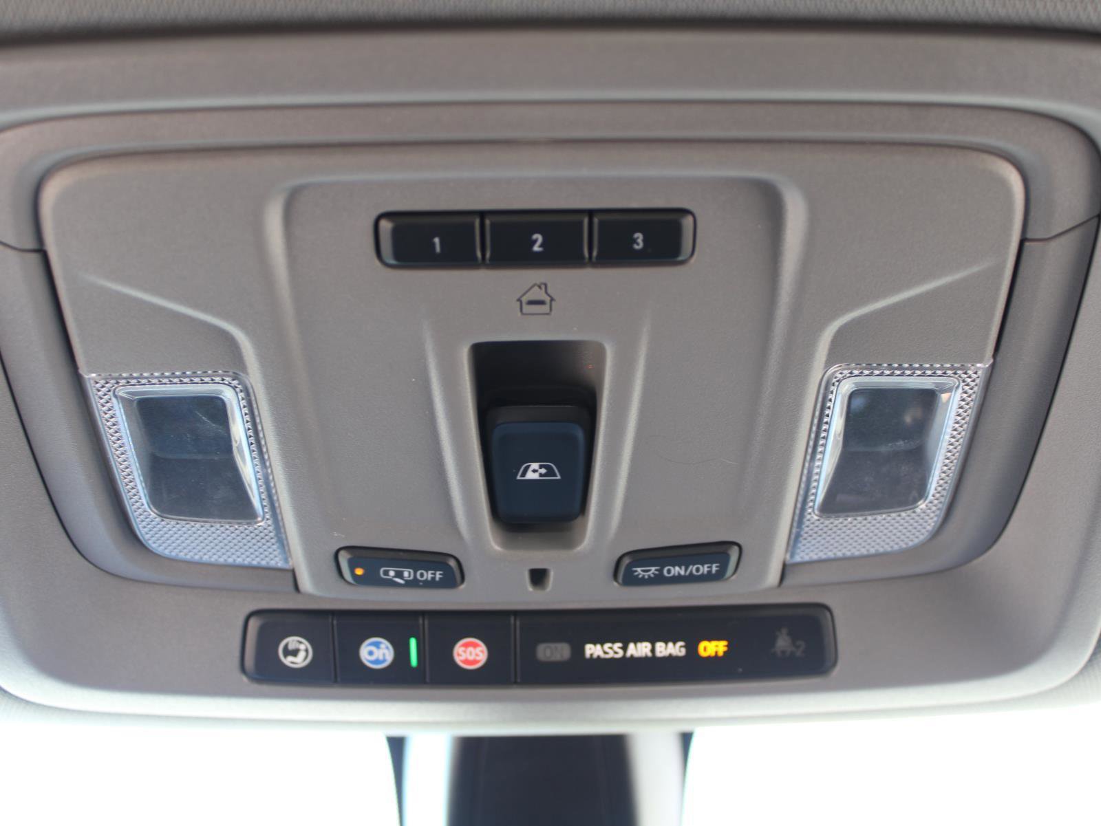 Used 2020 Chevrolet Silverado 1500 LT Trail Boss AWD/4WD image 10