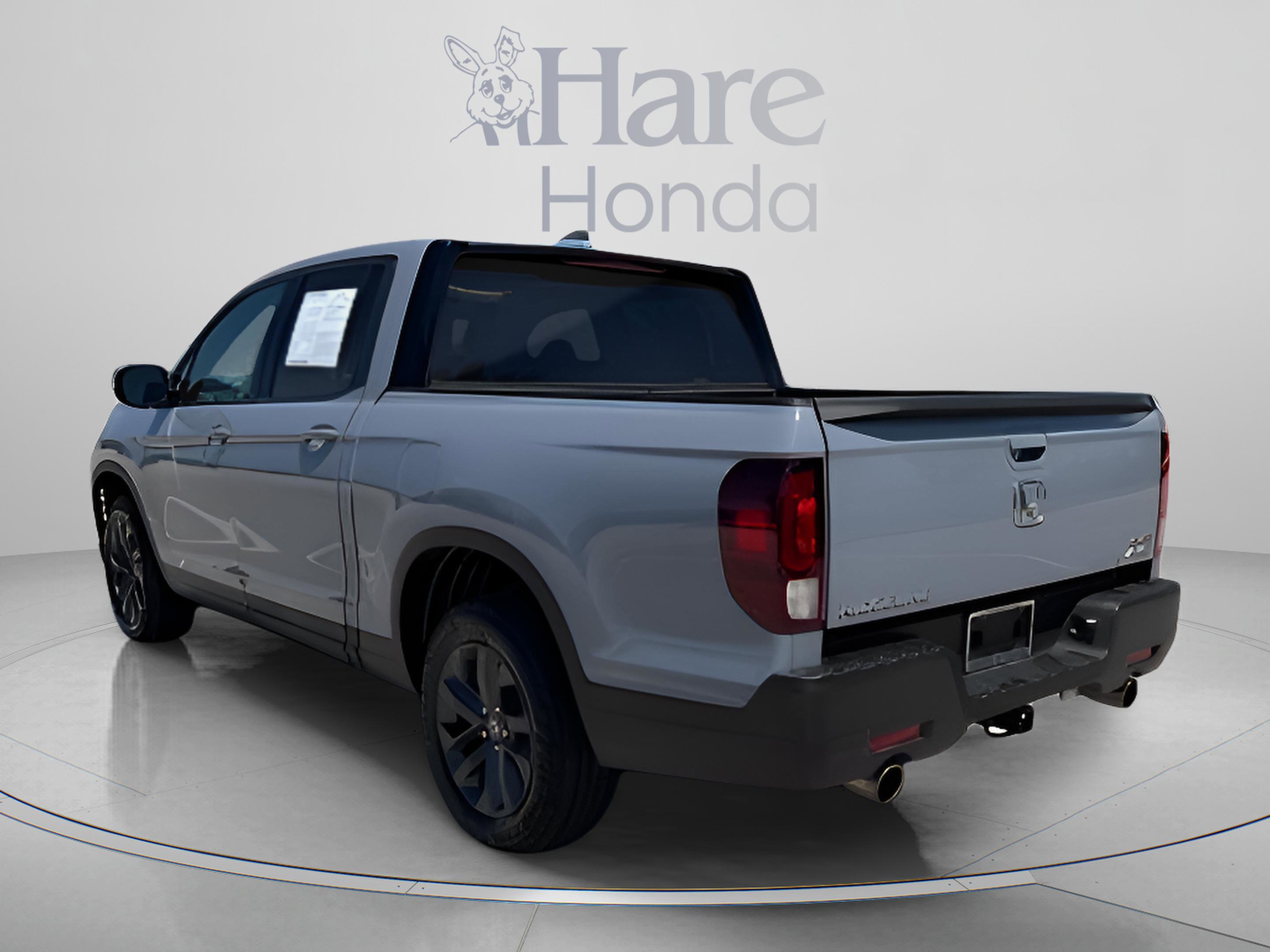 Certified 2023 Honda Ridgeline Sport image 3