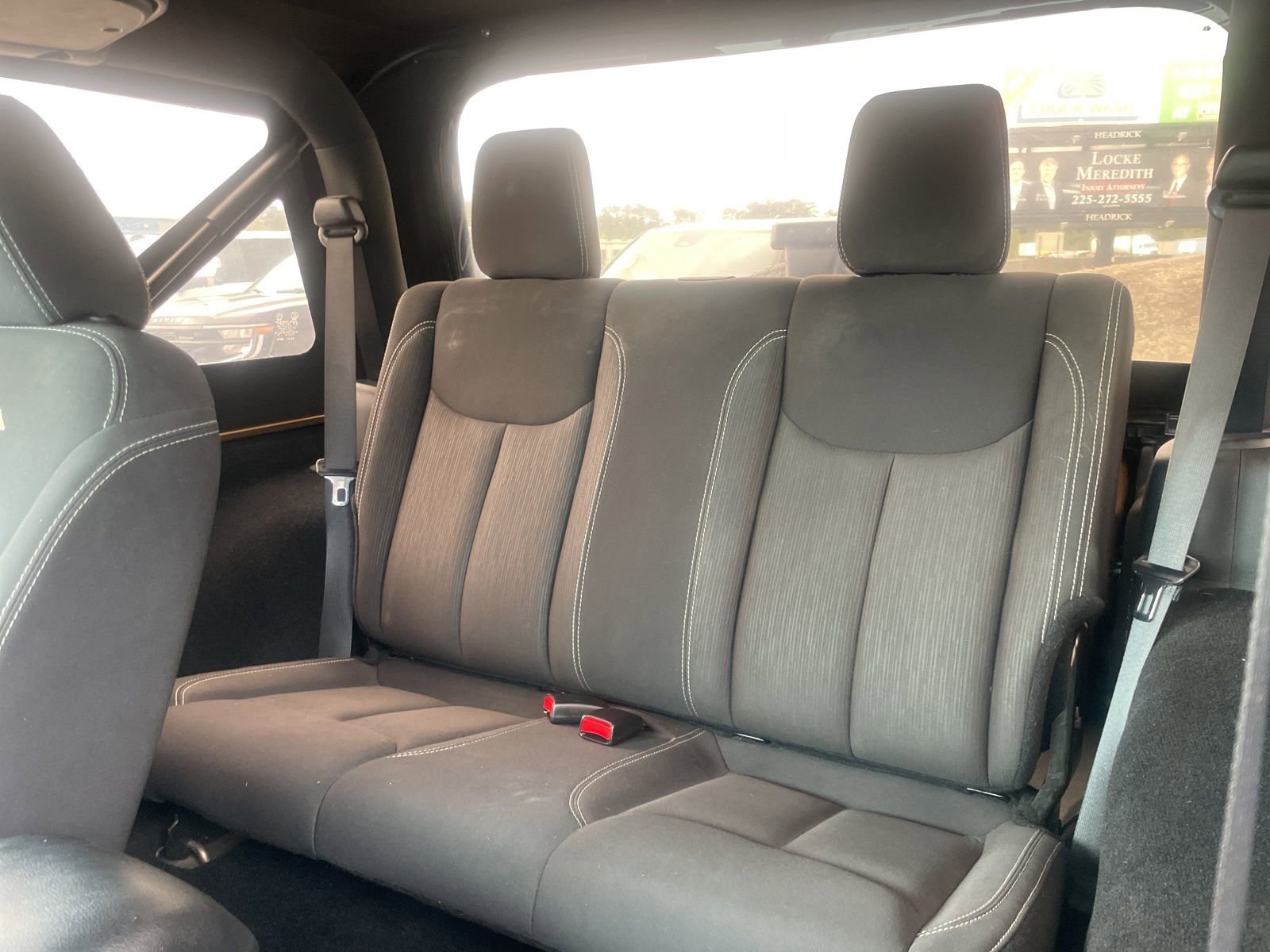 Used 2015 Jeep Wrangler Sahara w/ Connectivity Group image 12