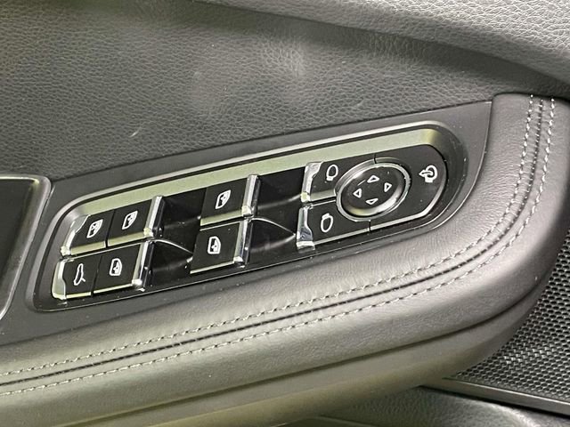 Certified 2025 Porsche Macan S AWD/4WD image 35
