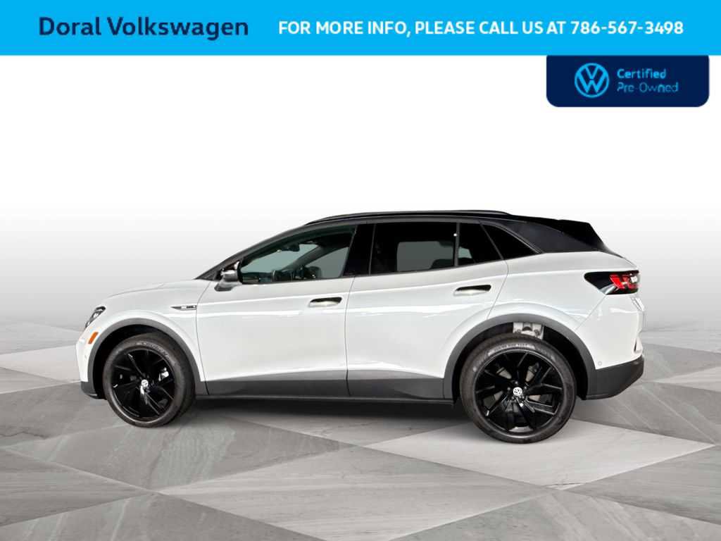 Certified 2025 Volkswagen ID.4 Pro S Plus w/ ID.4 Black Package AWD/4WD image 5