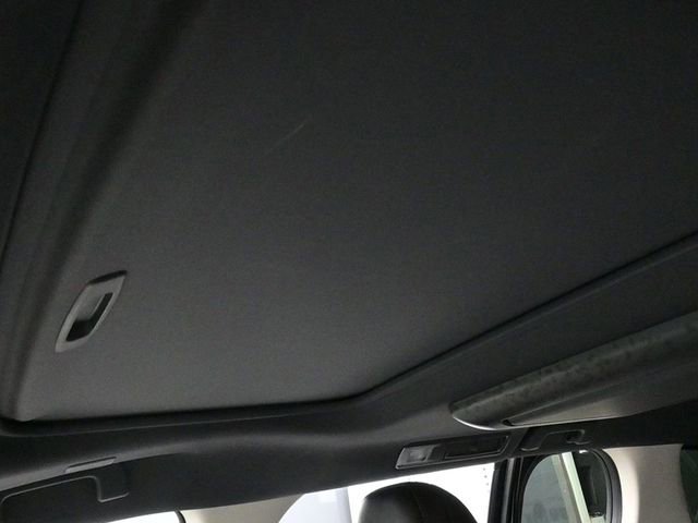 Used 2022 Toyota Sienna Platinum image 24