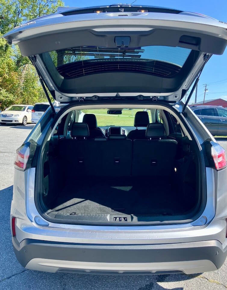 Used 2024 Ford Edge SEL image 6